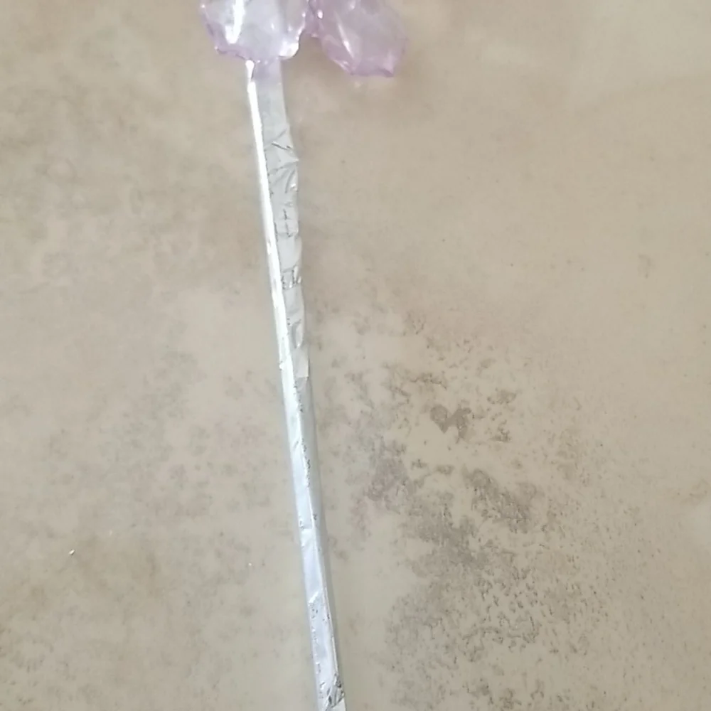 Lavender Glass Flower Strand